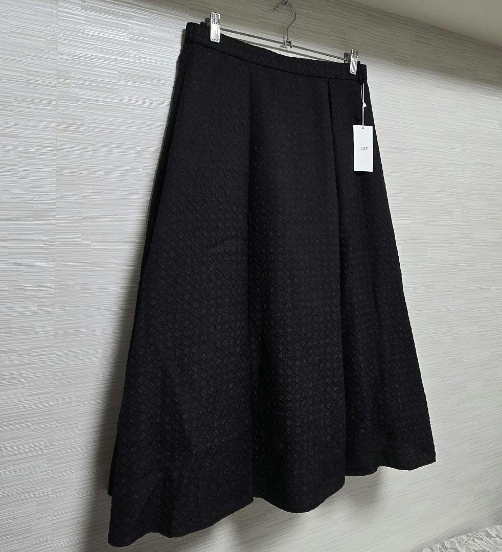 新品タグ付き【洗える】23区 プレザンスジャカードタックスカート 44 ブラック