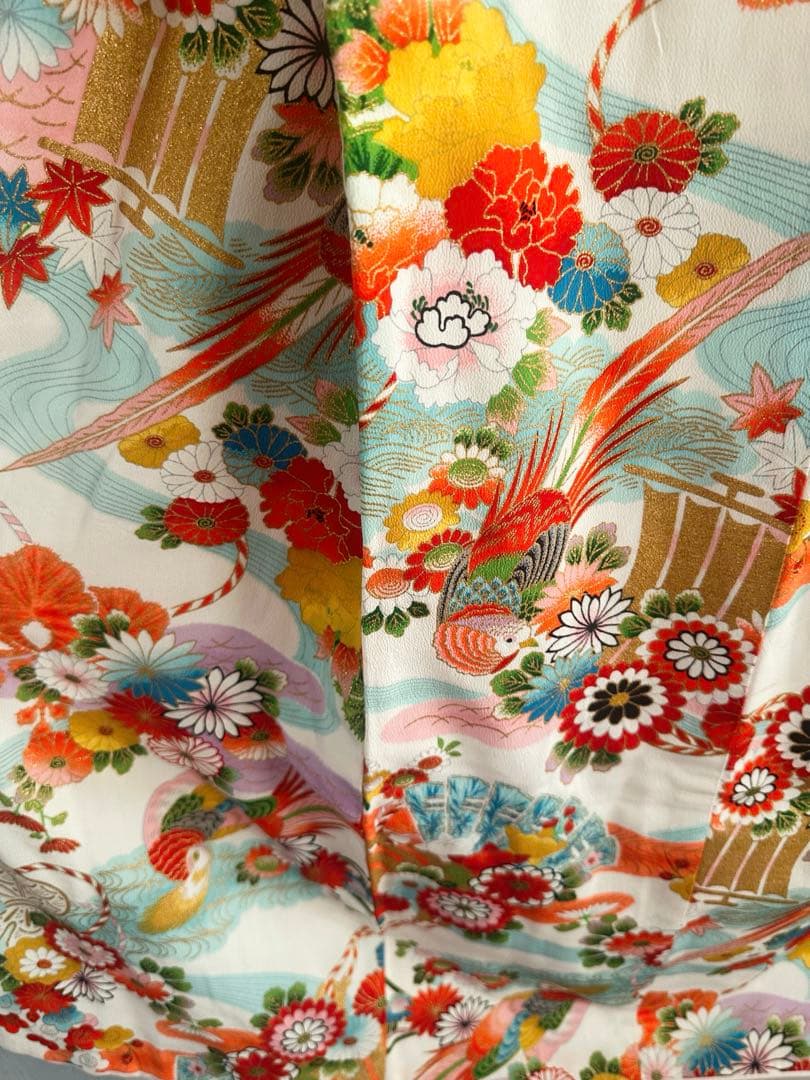 七五三 7歳 四つ身着物 レトロ柄 牡丹 鶴 金彩 美品