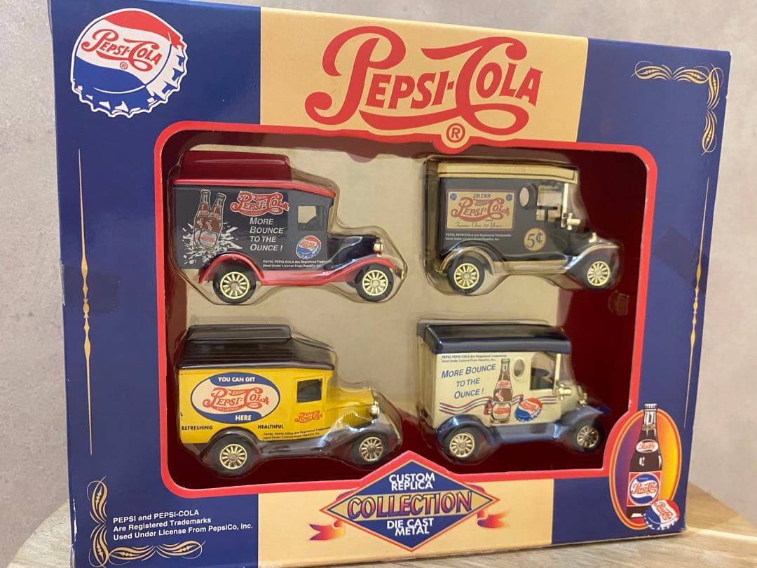 新品未使用　PEPSI-COLA ペプシコーラ　ミニカーセット