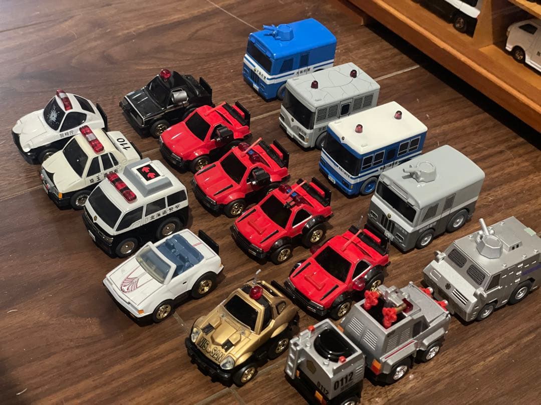 タカラトミー　西部警察　チョロQセット