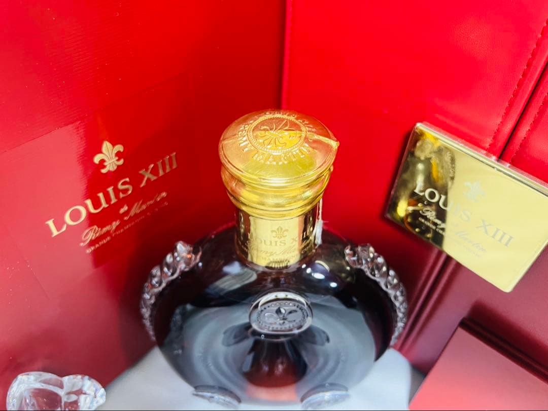 レミーマルタン ルイ13世　バカラ　冊子・替栓・化粧箱・外箱！未開封　正規品