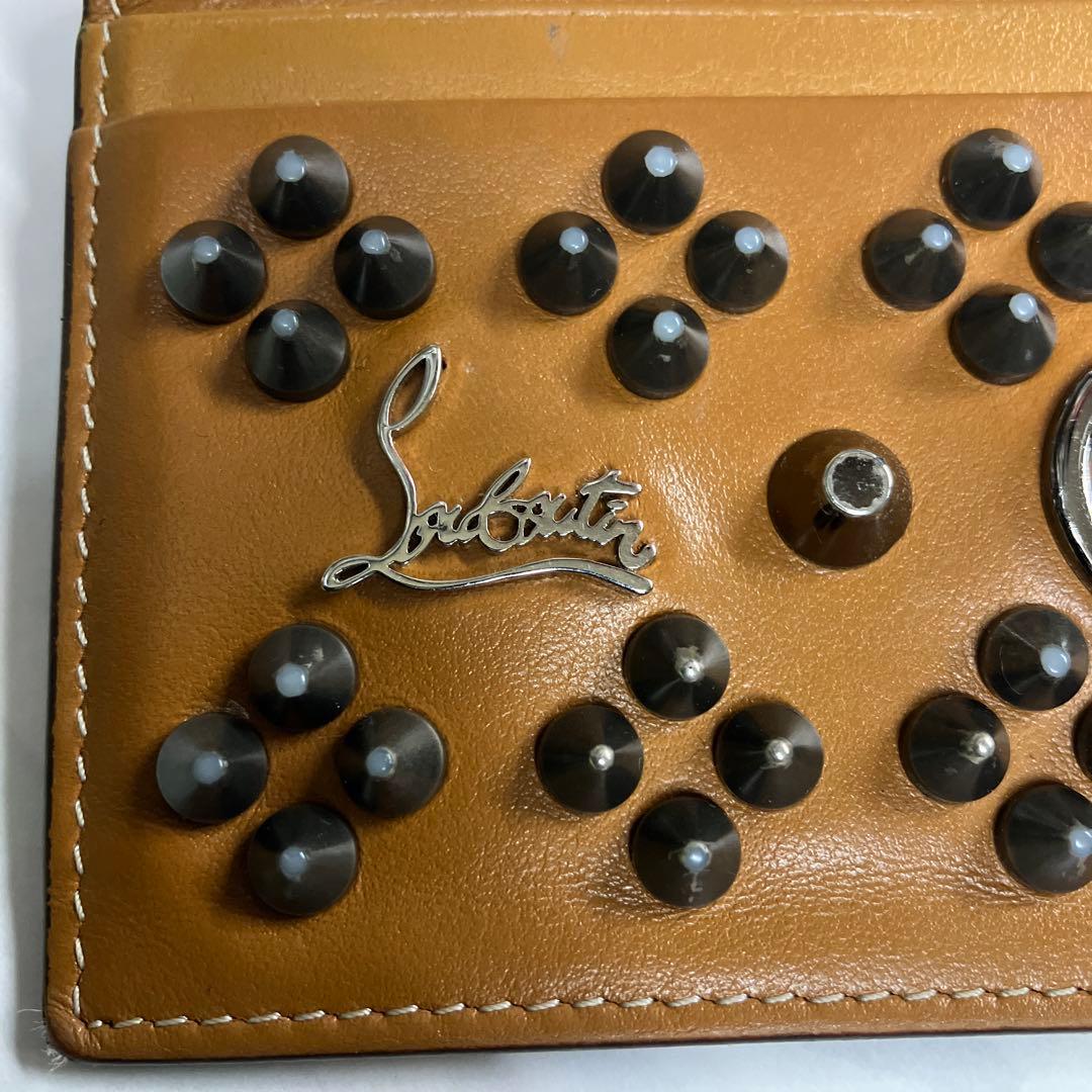 ルブタン名刺入れ