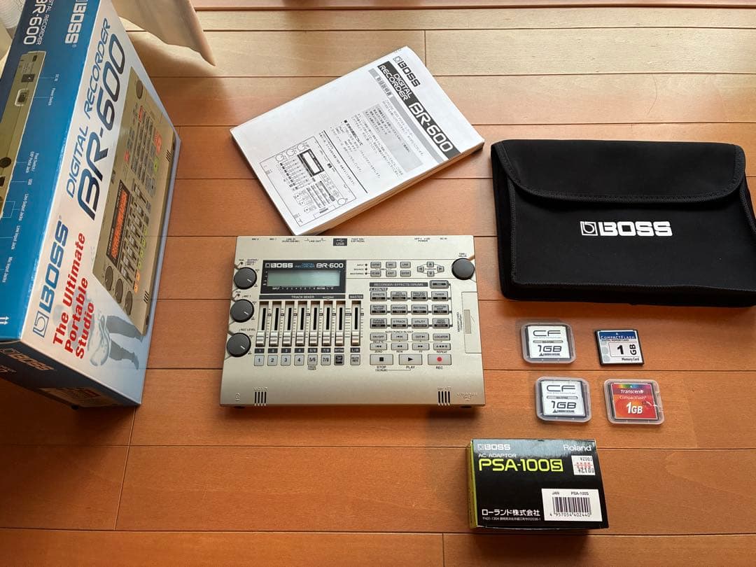 BOSS BR-600 ACアダプター　コンパクトフラッシュ✖️4枚付