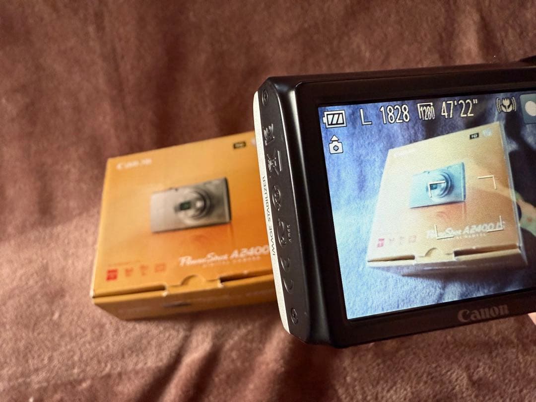 やさいのようせい Canon PowerShot A2400 ISデジカメ