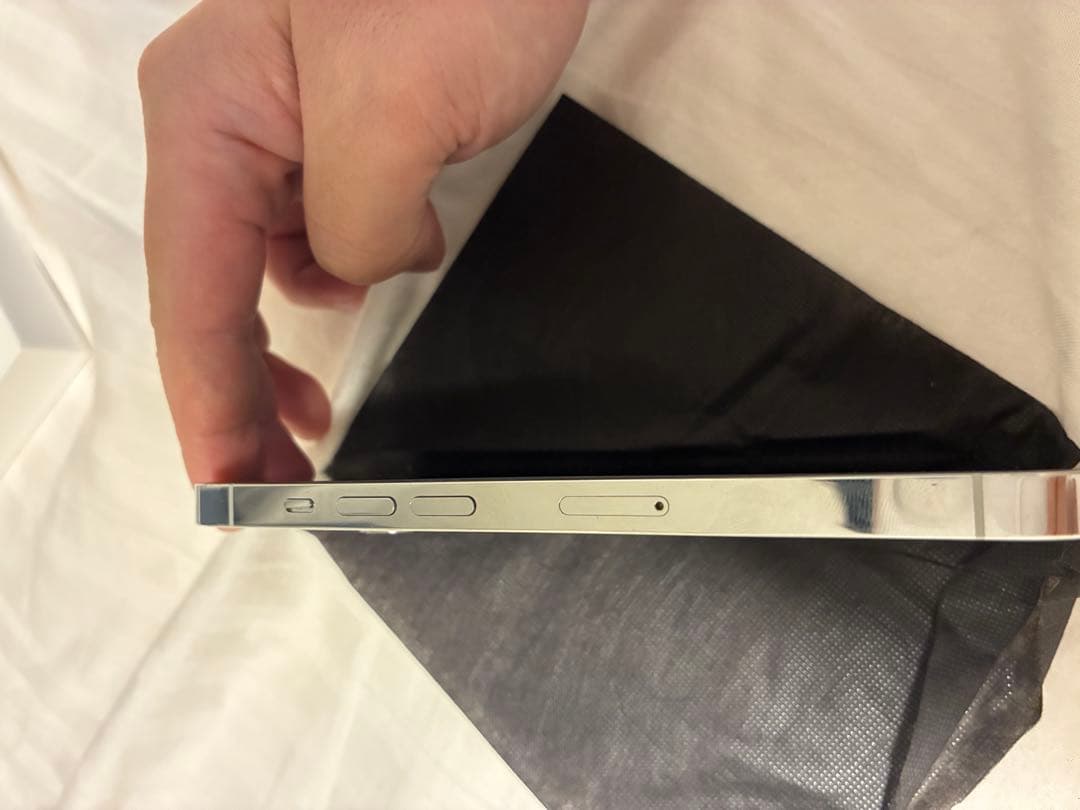 iPhone 14 pro 256GB シルバー