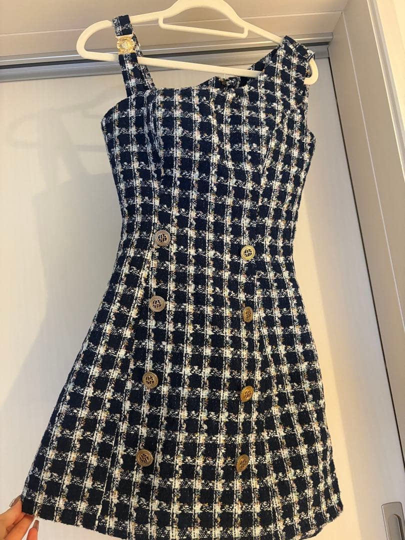 an キャバドレス　チェック　ツイード　ボタンデザイン