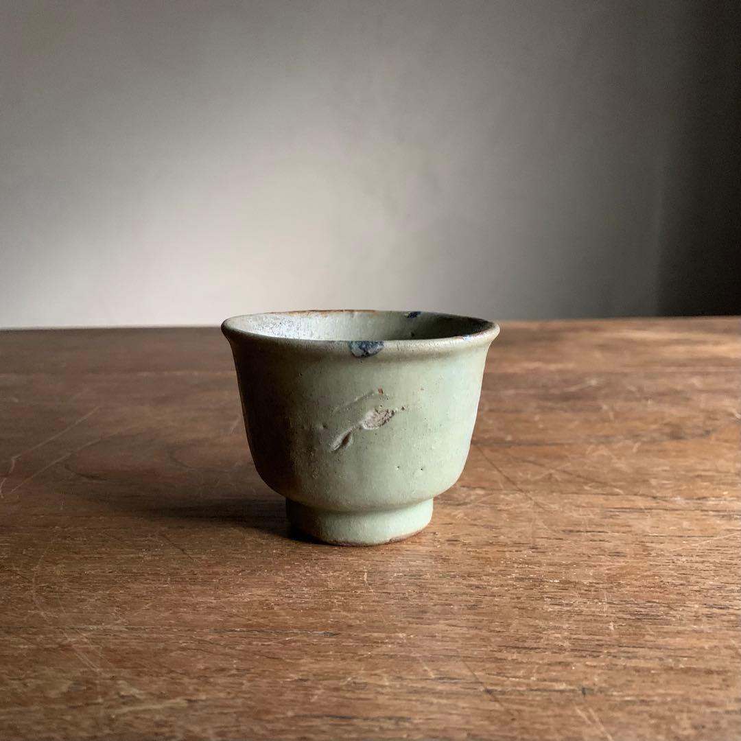 七官青磁 筒盃 ちょこ ぐい呑み 明朝期 古美術 中国美術 古道具 アンティーク