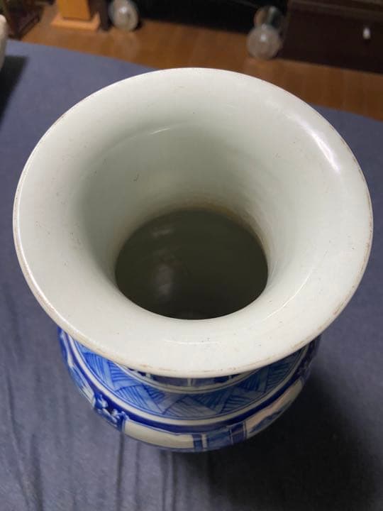 中国古美術 染付け　大清康煕年製　青花人物花瓶 39cm