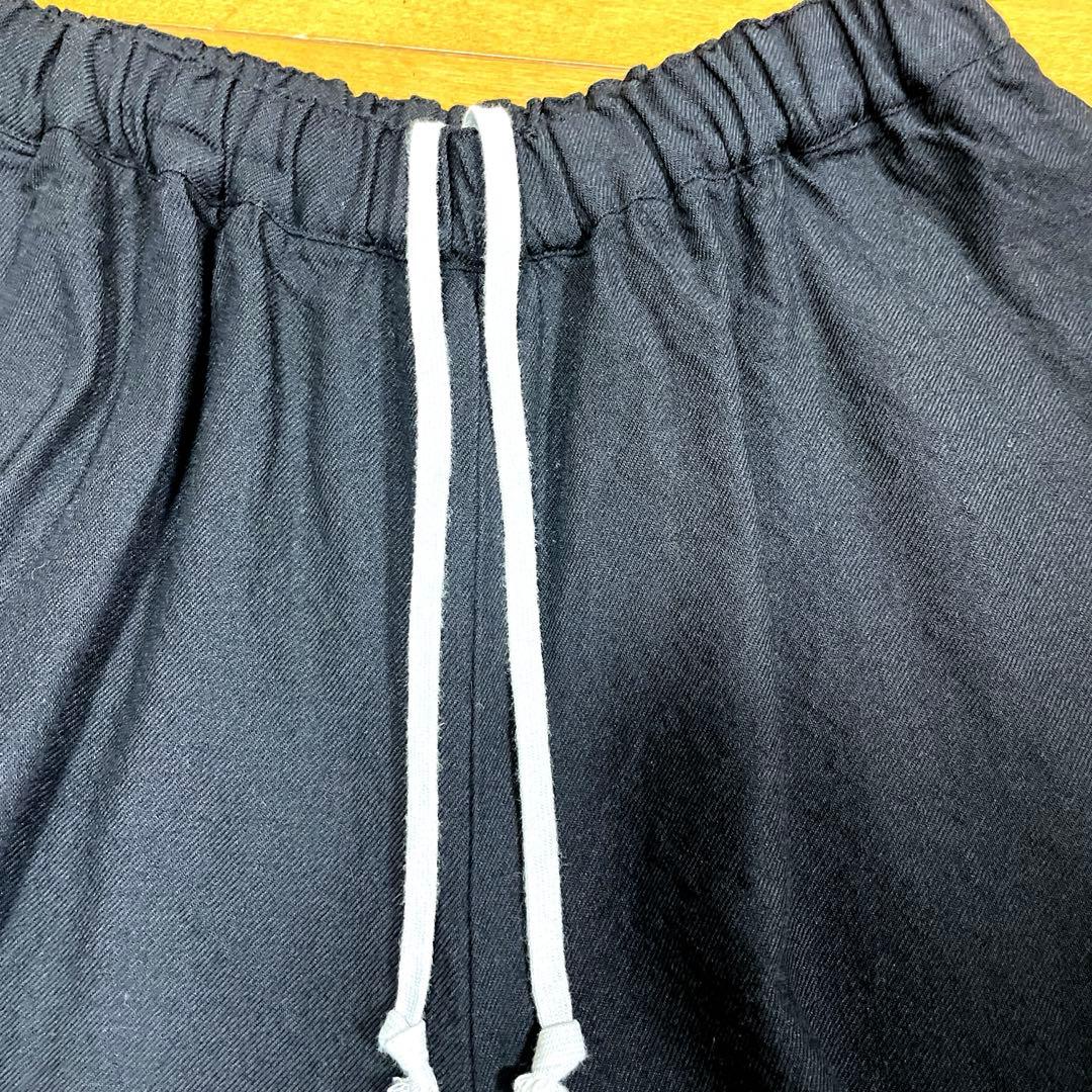 コムデギャルソン中央切り替え ブラック　バルーンパンツ