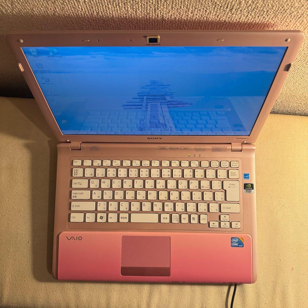 ピンクなバイオ　Win11 メモリ8GB 大容量HDD DVDドライブ