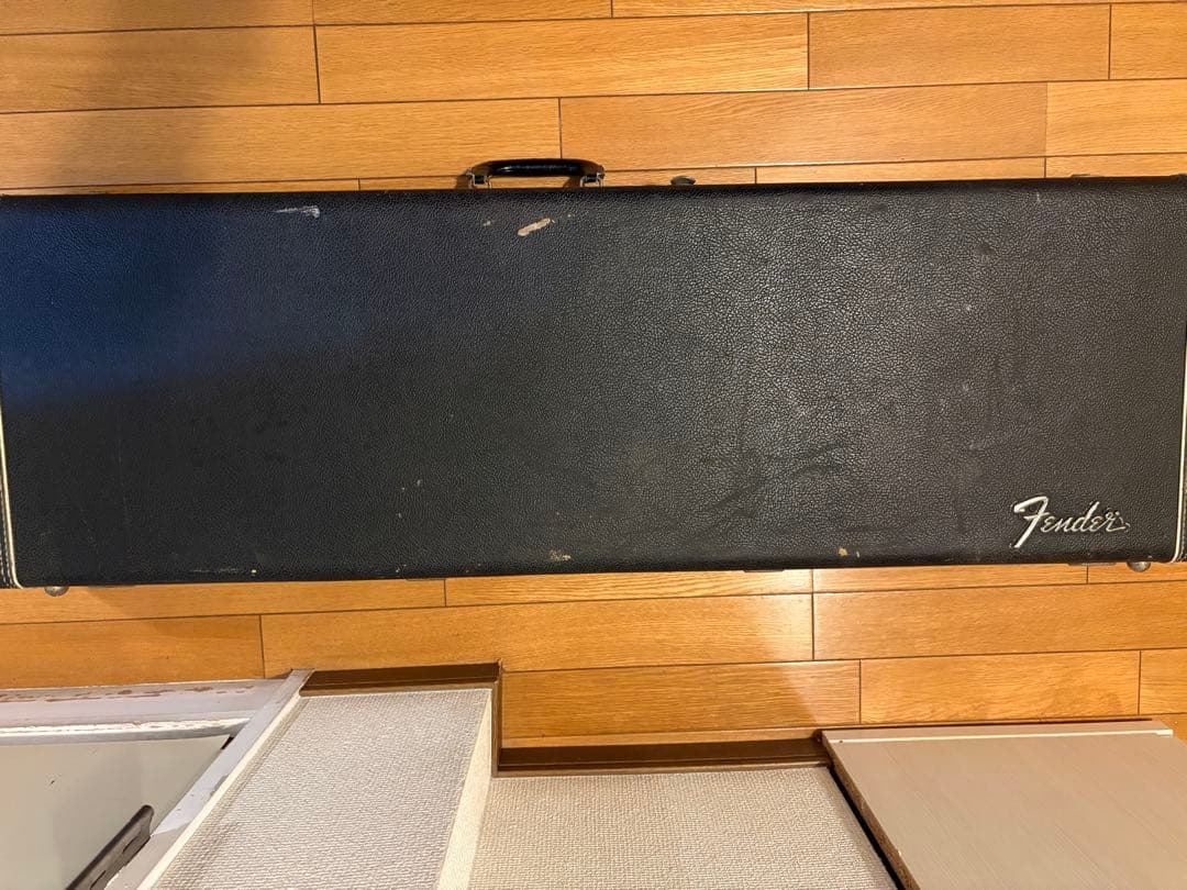60〜70年代フェンダージャズベプレベ用ブラックトーレックスケース　Fender