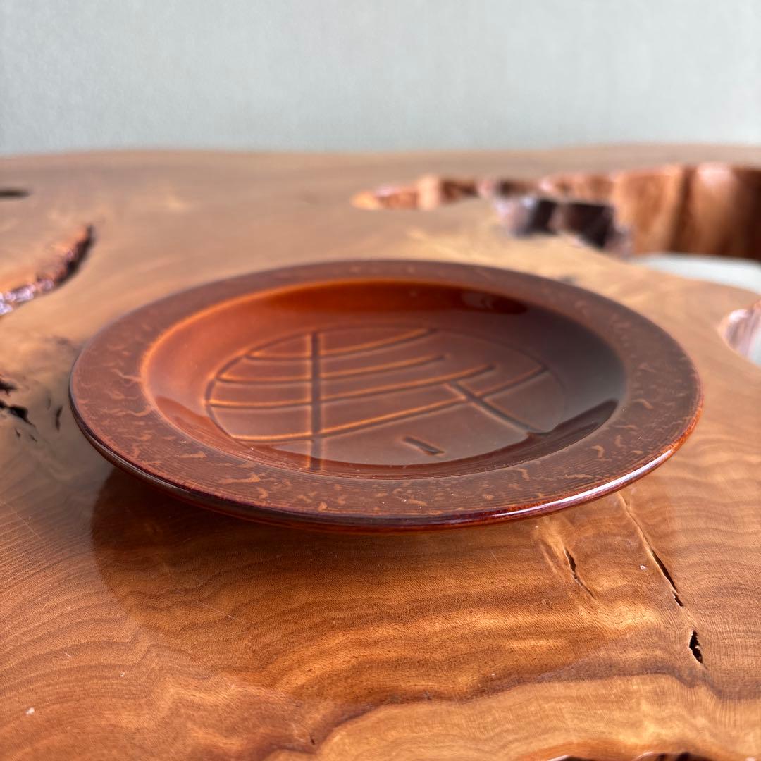 大樋焼 大樋長左衛門 年郎 「紅白 福寿」直径15.5cm 飴釉 共箱 銘々皿