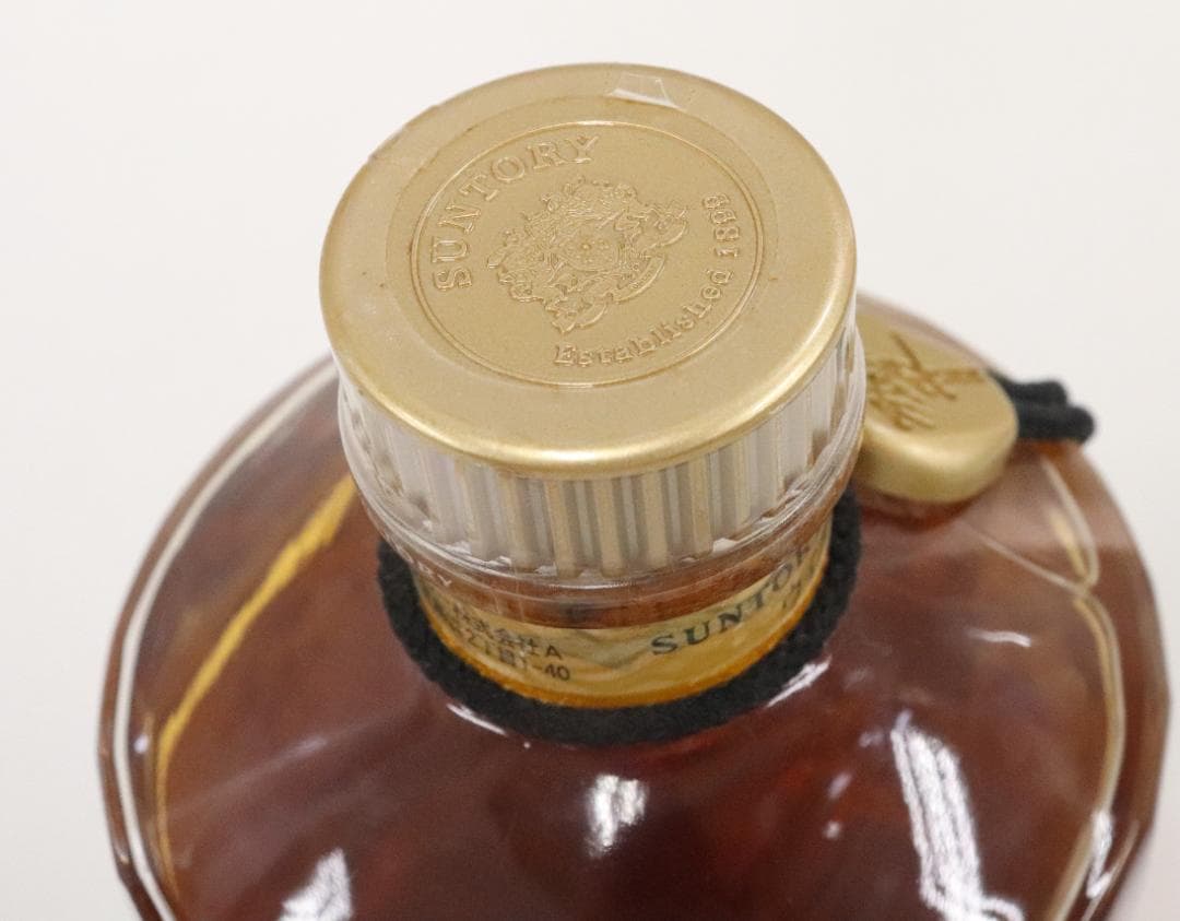 ■未開栓 響 750ml 43％ サントリー ウィスキー
