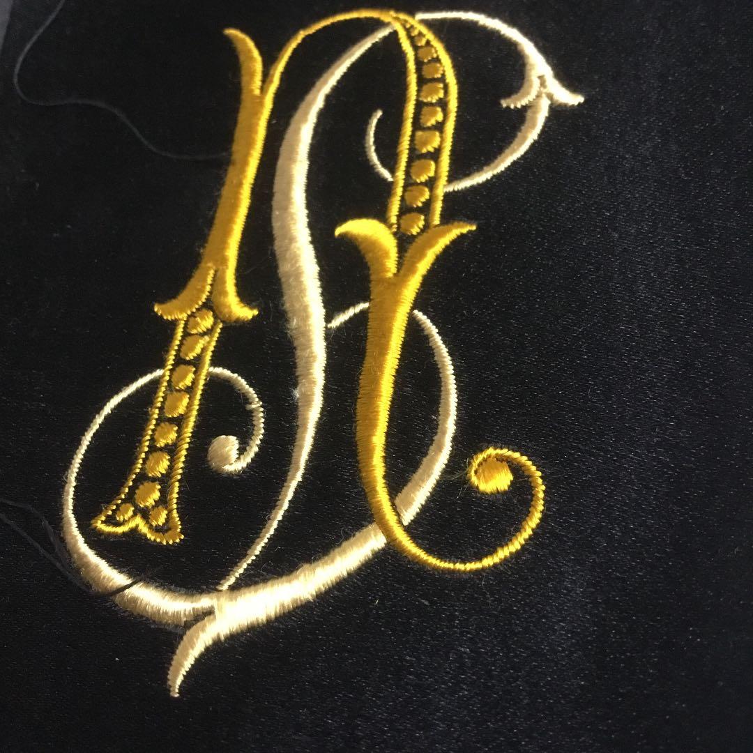 アンティークのレタード刺繍8枚セット