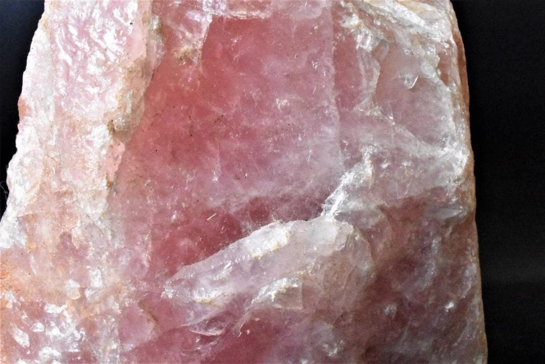 天然石 ローズクォーツ 紅水晶 原石 鉱物 希少 パワーストーン 風水 鑑賞石