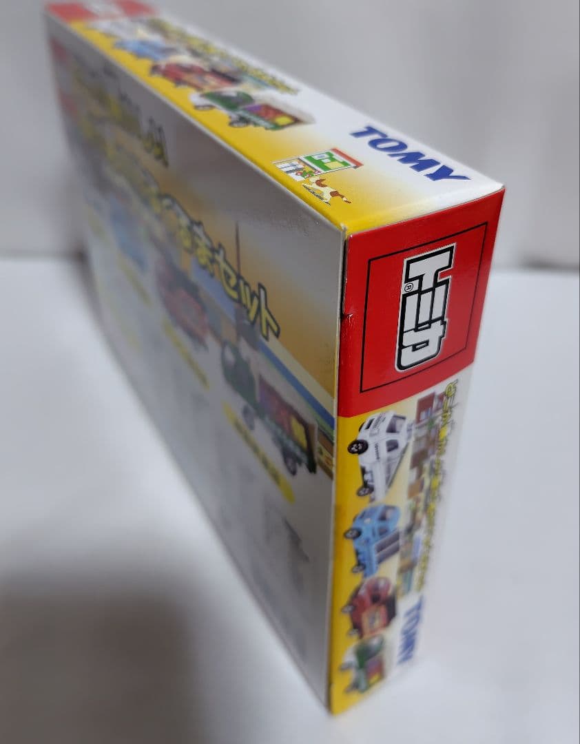 どこか懐かしい　街で見かけるくるまセット　キャリイ　エルフ　トミカ