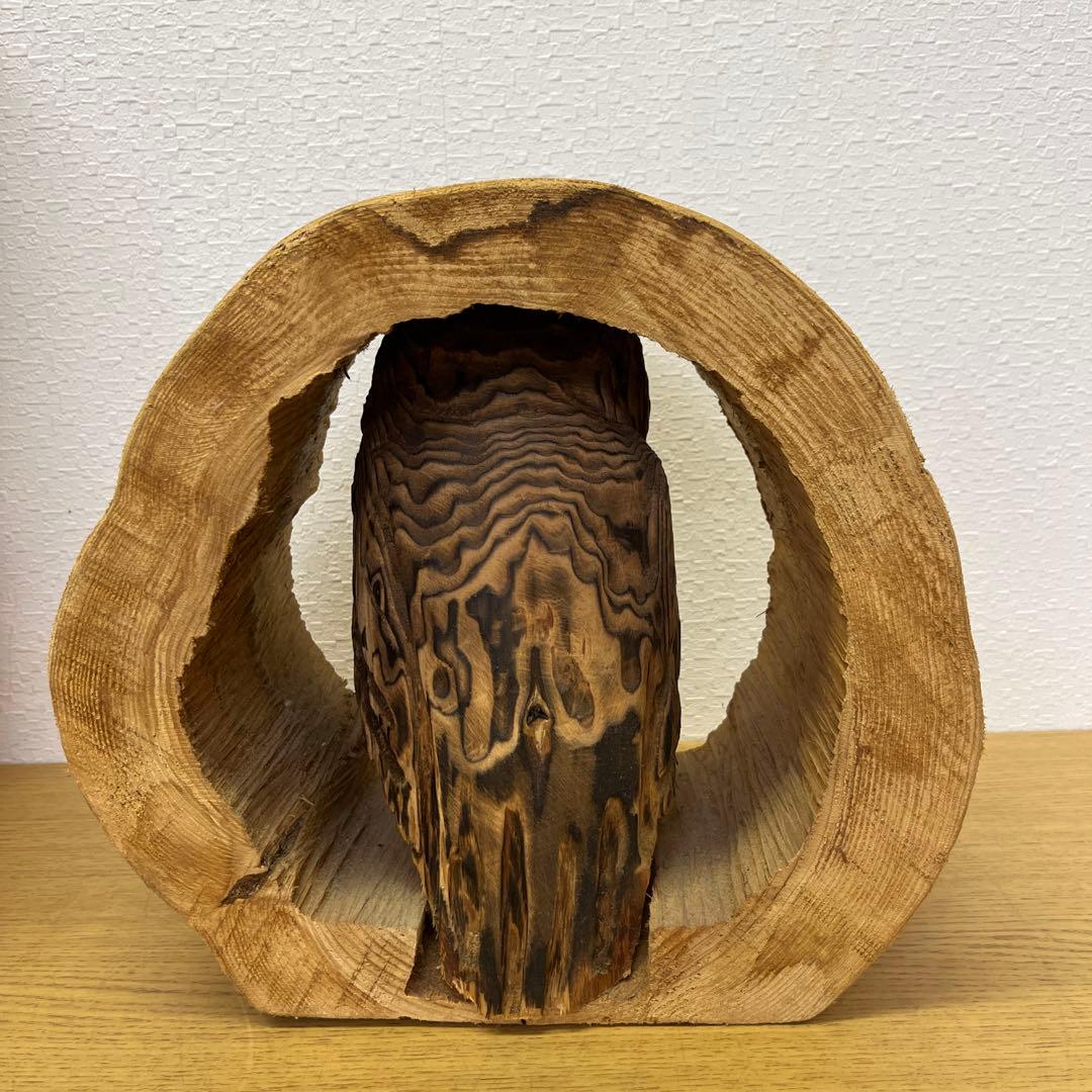 木彫りフクロウ　梟　工芸品　オブジェ