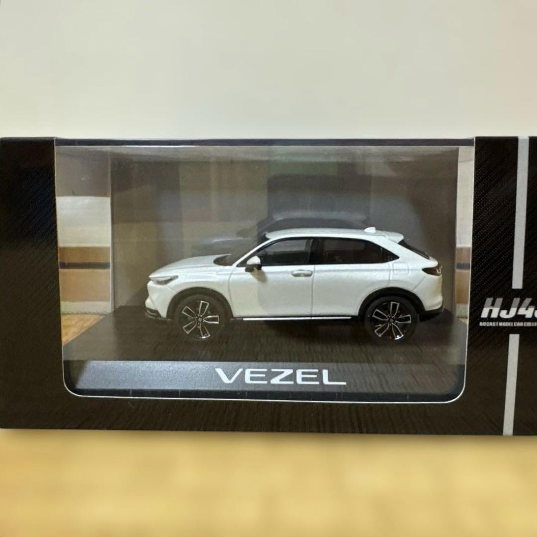 ホンダ VEZEL プラチナホワイト ディスプレイカー
