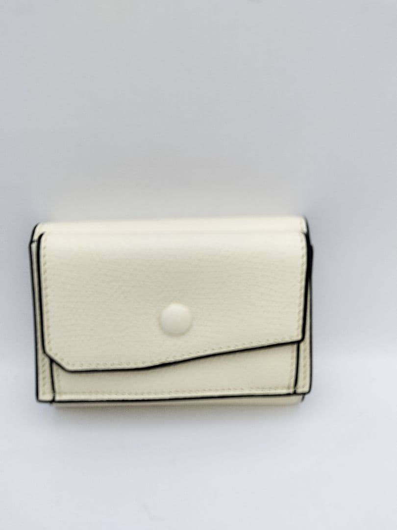 MY Valextra ホワイト 三つ折り財布