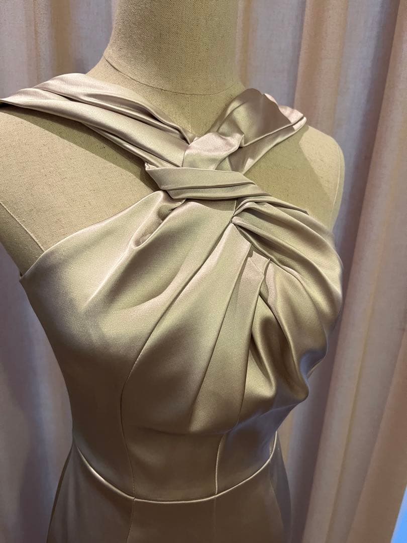 【新品】Karen Millen シャンパンカラーのサテンドレス