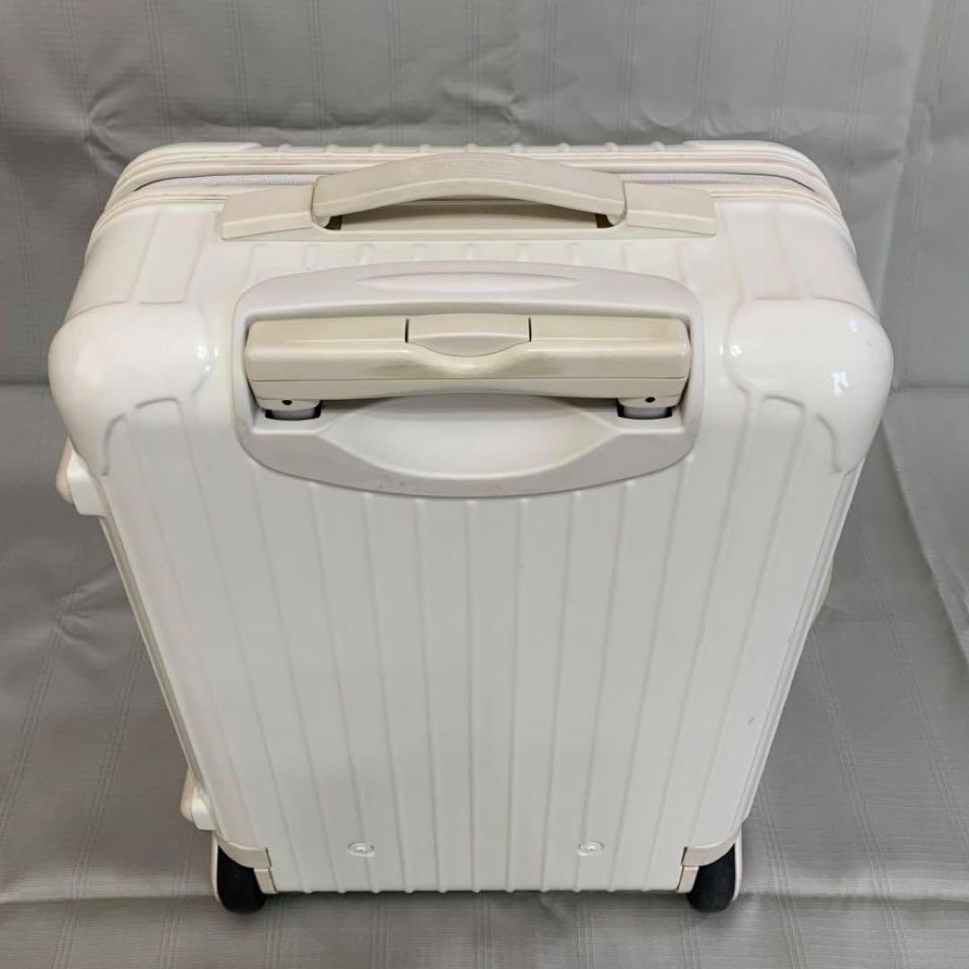 リモワ ECRU 35L 2輪