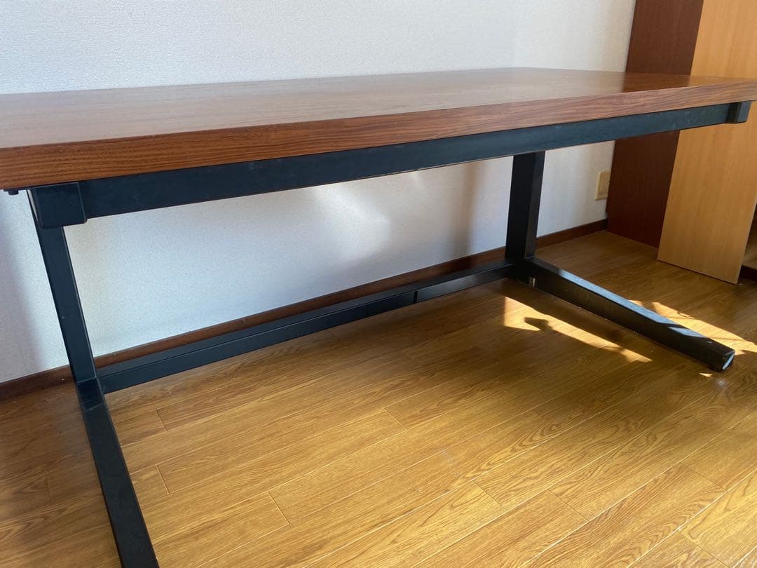 Hiroyuki　TRUCK FURNITURE DESK