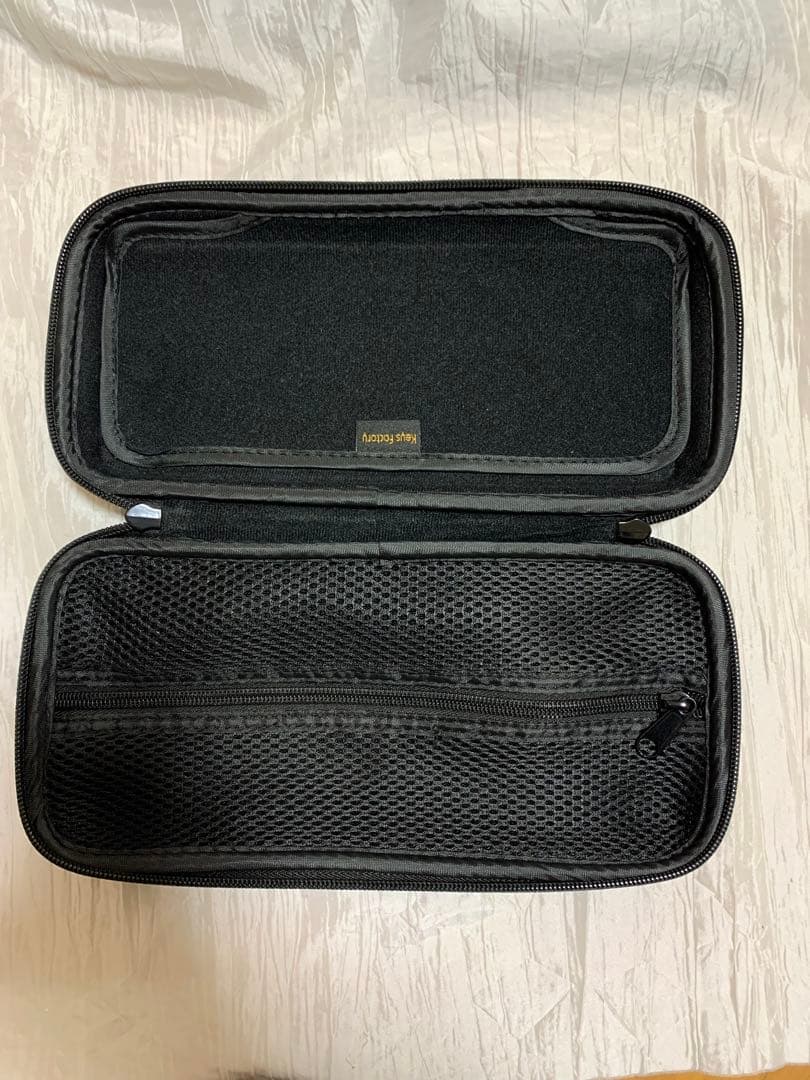 【美品】NintendoSwitchグレー キャリングケース付き