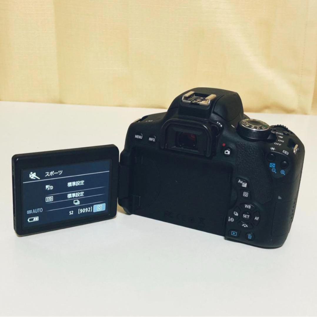 高性能！カメラ Canon kiss X8i 一眼レフ レンズセット