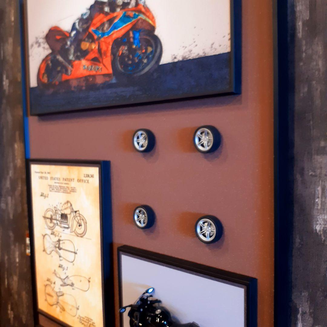 輸入雑貨　希少生産少　ヤマハYZF-R1モデル　フィギア付　アートパネル