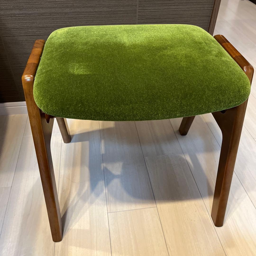 スツール　カリモク60