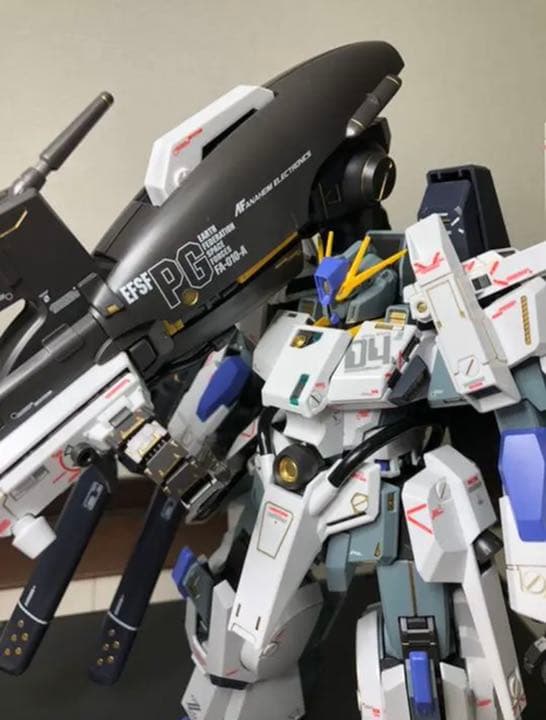 MG FAZZ 完成品　無塗装