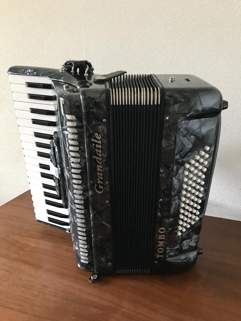 アコーディオン TOMBO グランデール GT-60