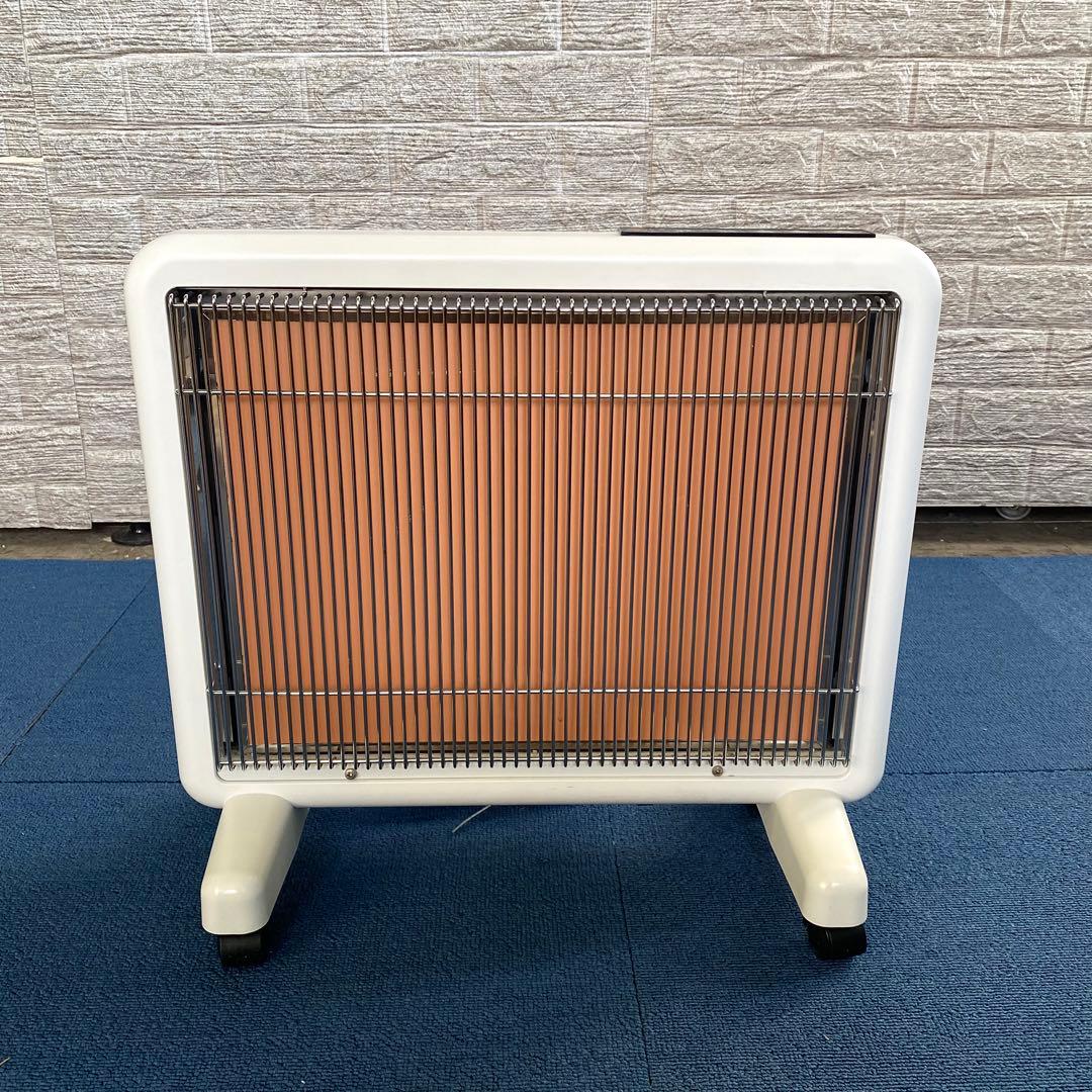 2020年製 E800L-TM サンルミエ タイマー付 遠赤外線暖房器 2