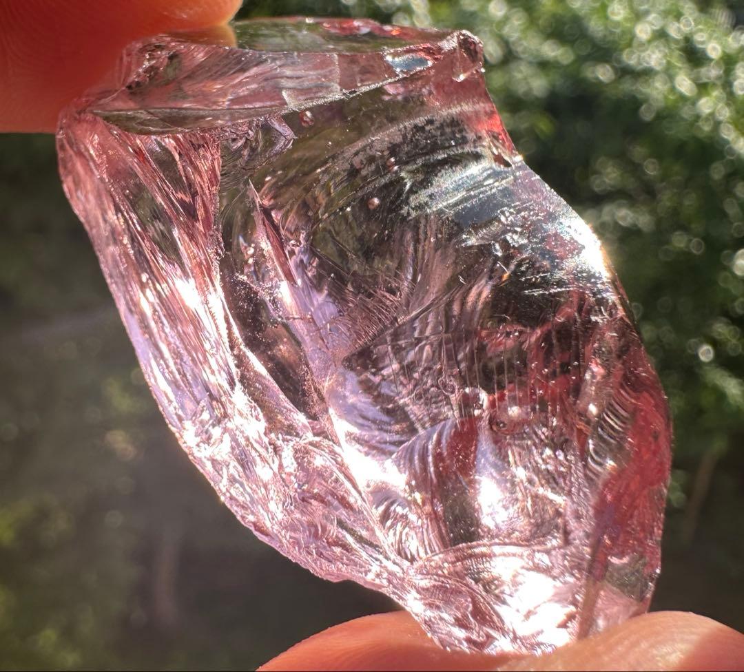 専用2点非常に希少シエラネバダ産アンダラクリスタル　ピンク　レムリア瞑想ヨガ