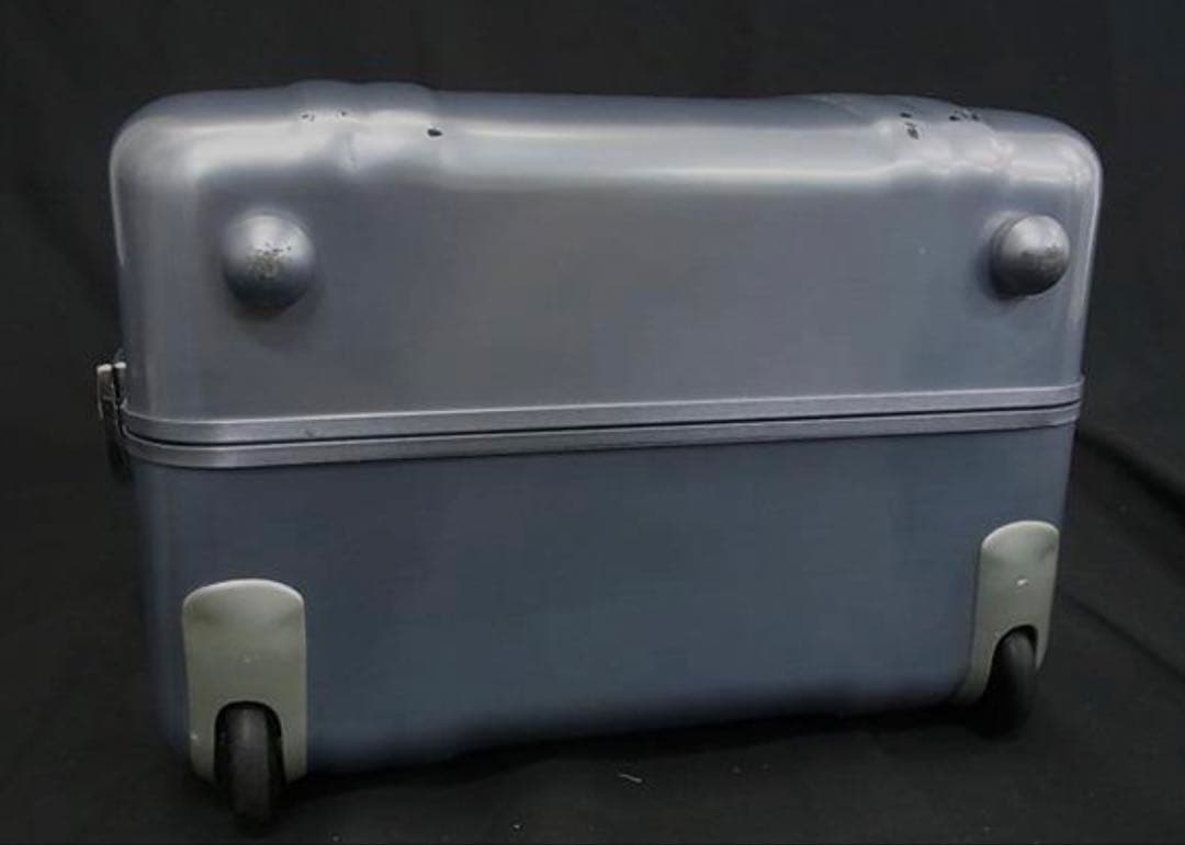 ジャンク品ZERO HALLIBURTON キャリーバッグ アルミFP5093