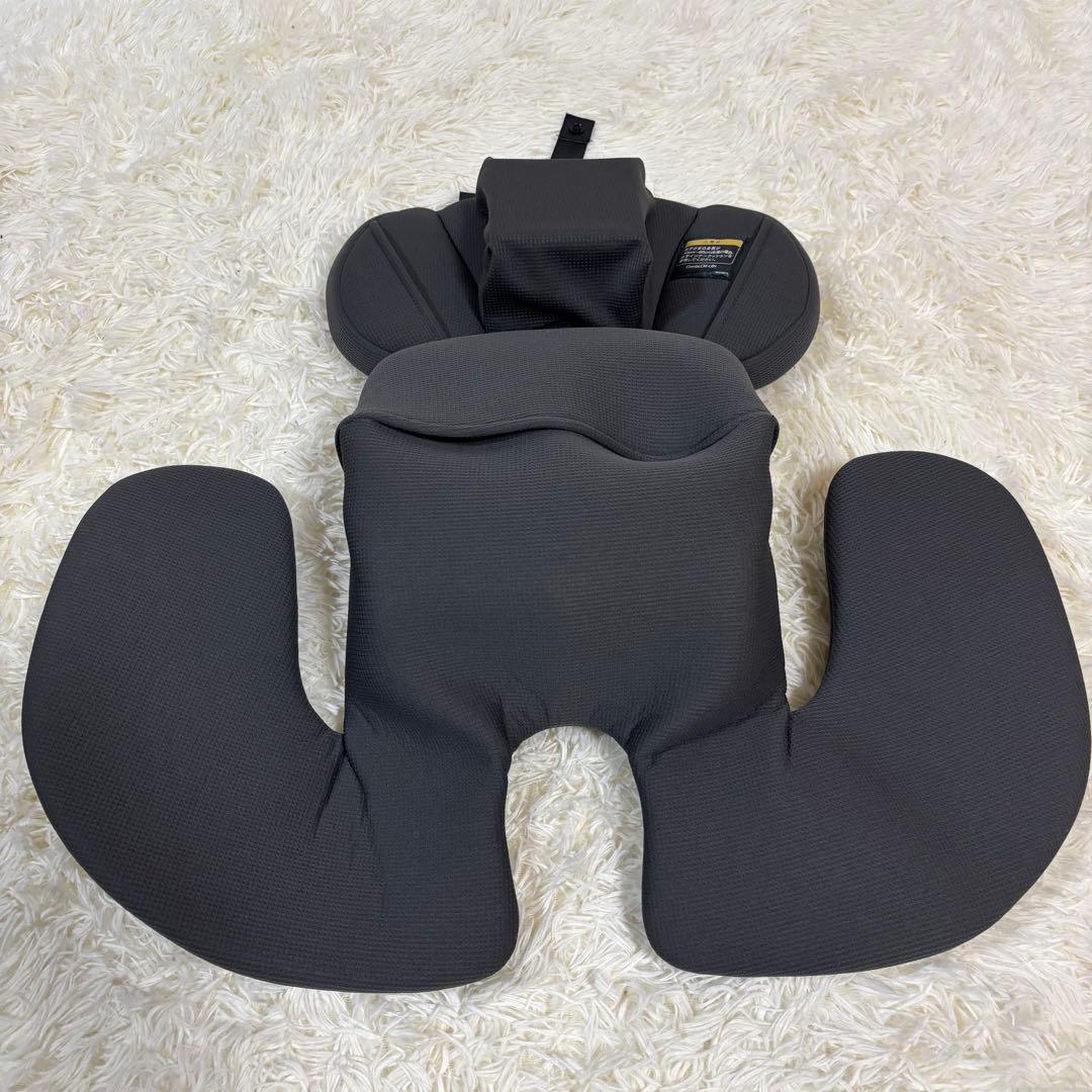 超美品　コンビ クルムーヴアドバンス ISOFIX エッグショック JP-590