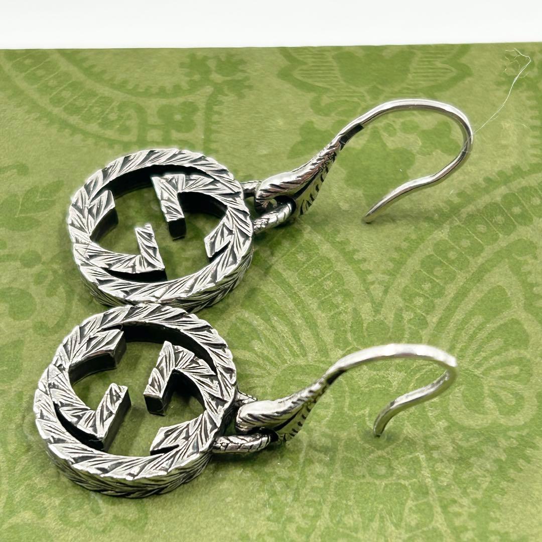 美品✨　グッチ　GUCCI ピアス　アラベスク　インターロッキング　G　燻　両耳