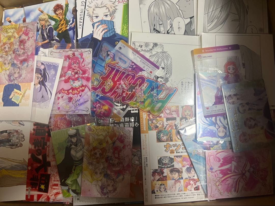 アニメ　キャラクター　紙雑貨　1900枚以上　大量まとめ売り