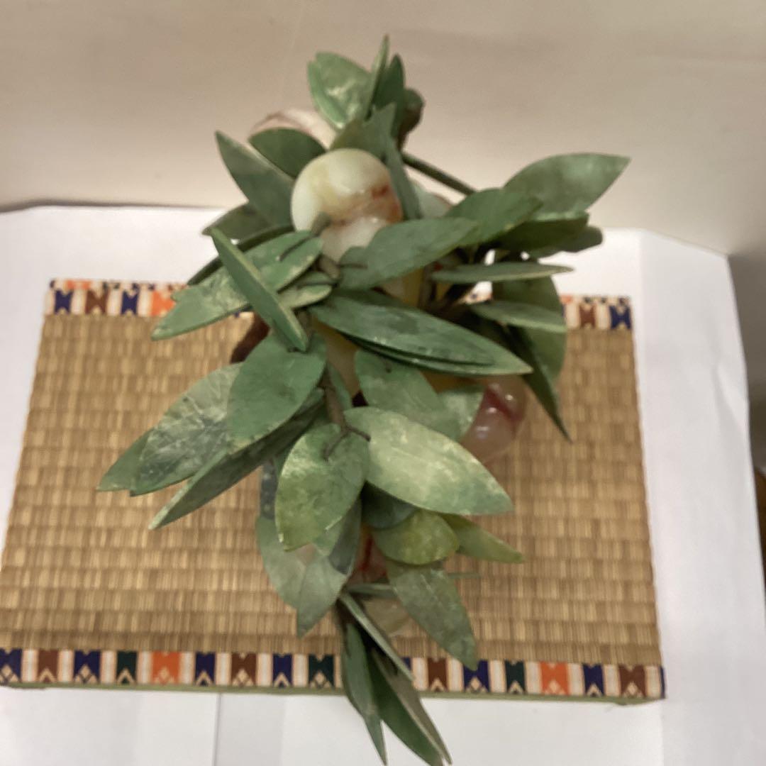 翡翠製 桃の木 置物 約30cm