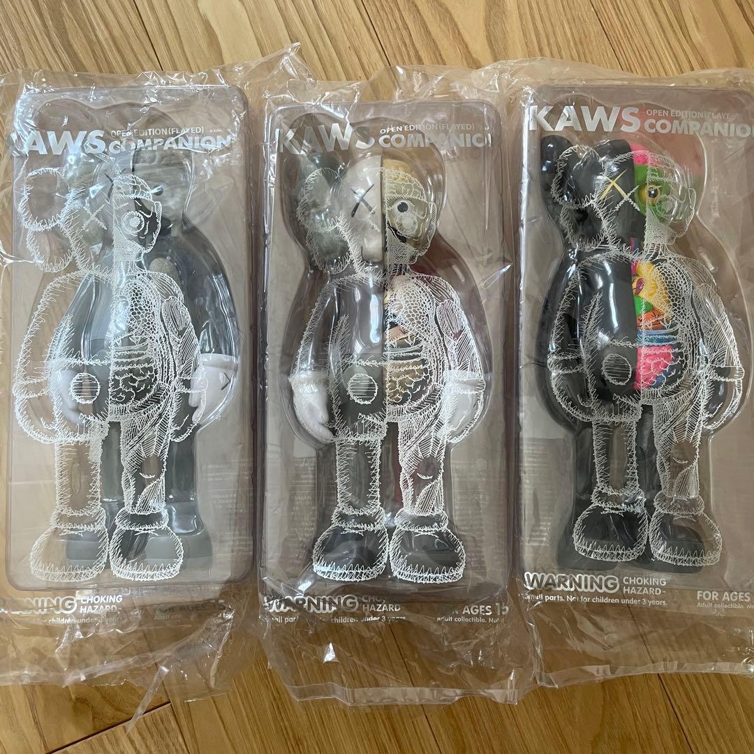 その他 KAWS Companion HOLIDAY open edition