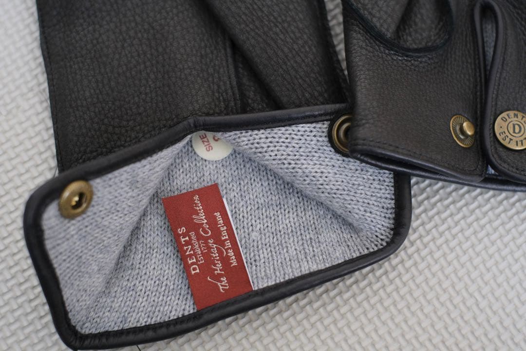 新品同様 DENTS 手袋 ディアスキン ブラック サイズ8