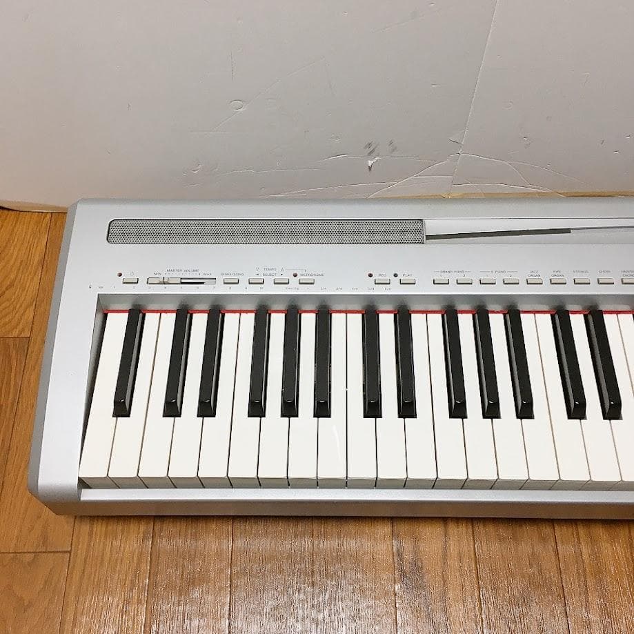 ヤマハ YAMAHA P-95 電子ピアノ 88鍵盤 シルバー 2011年製