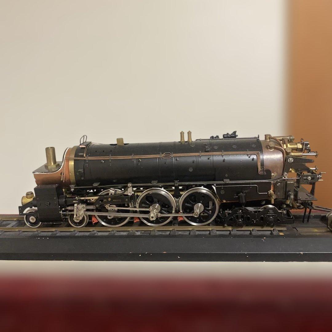 【Izu様ご予約済み】蒸気機関車 1/32スケール