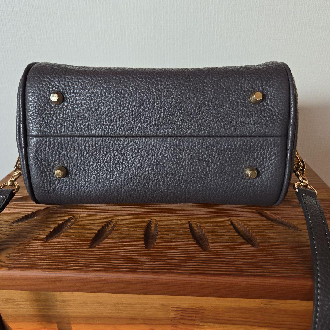 CHRISTIAN VILLA ダークグレー ショルダーバッグ