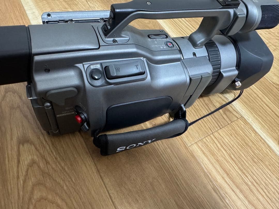 美品　SONY DCR-VX1000 デジタルビデオカメラ ハンディカム ソニー