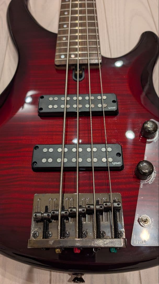 美品　YAMAHA　TRBX605FM　5弦　エレキベース　アクティブベース