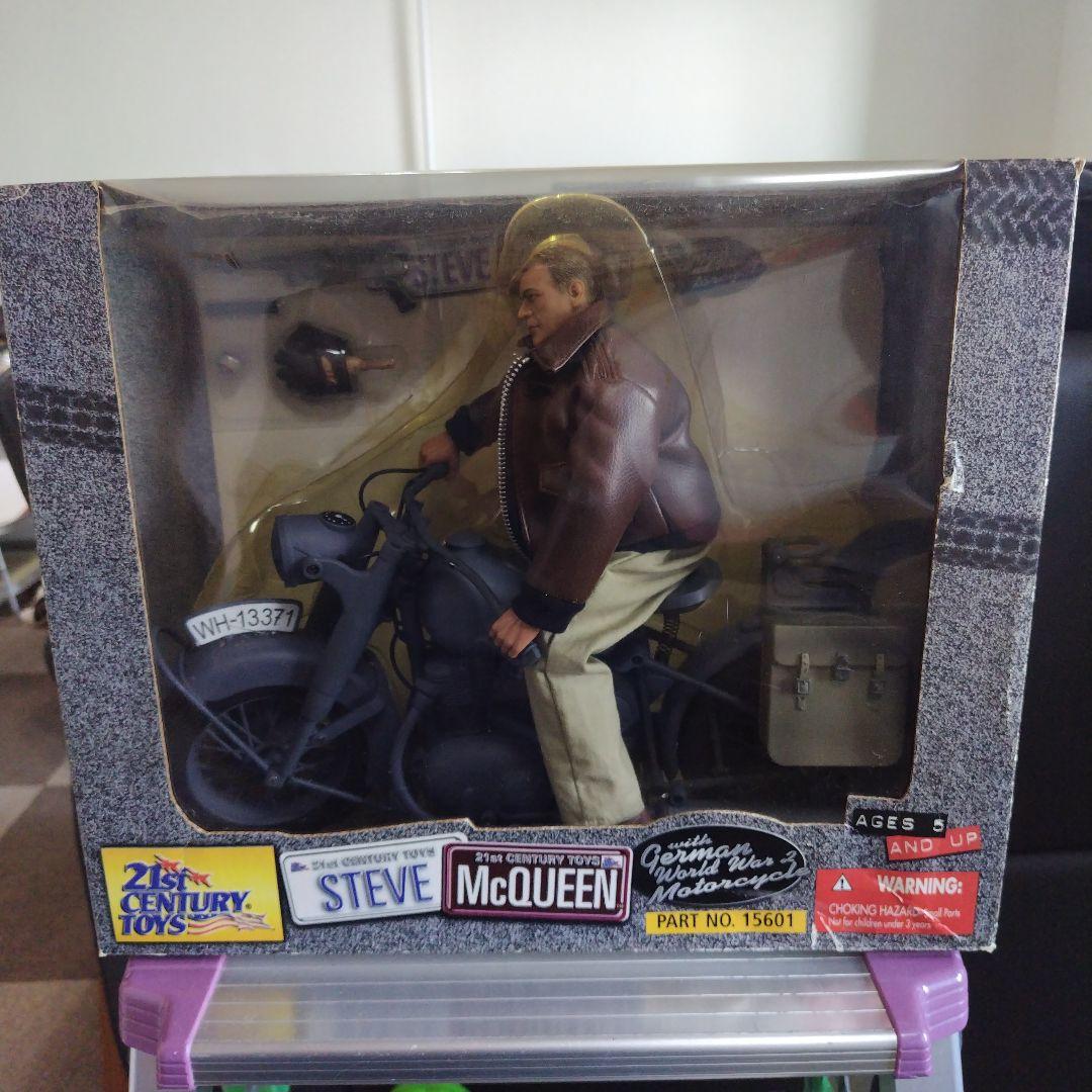 3月17日まで出品スティーブ・マックイーン 1:6 フィギュア バイク付き