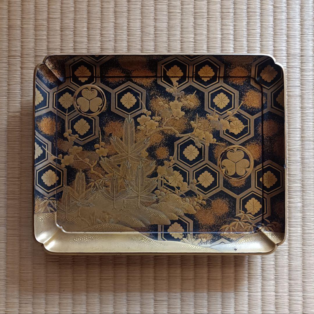 松竹梅破亀甲葵紋蒔絵香盆