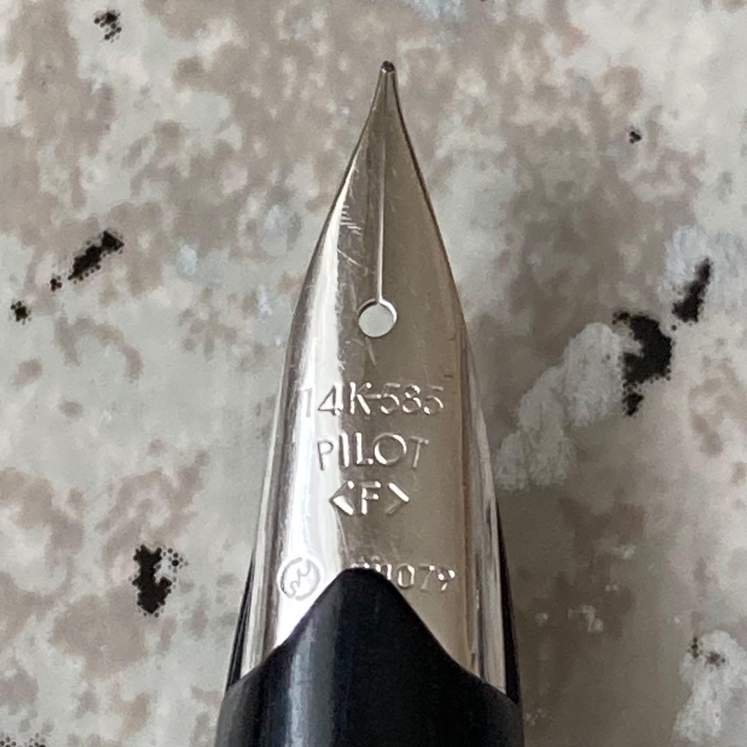 #161 オーバーホール済み 万年筆 PILOT 半格子 Elite 14k
