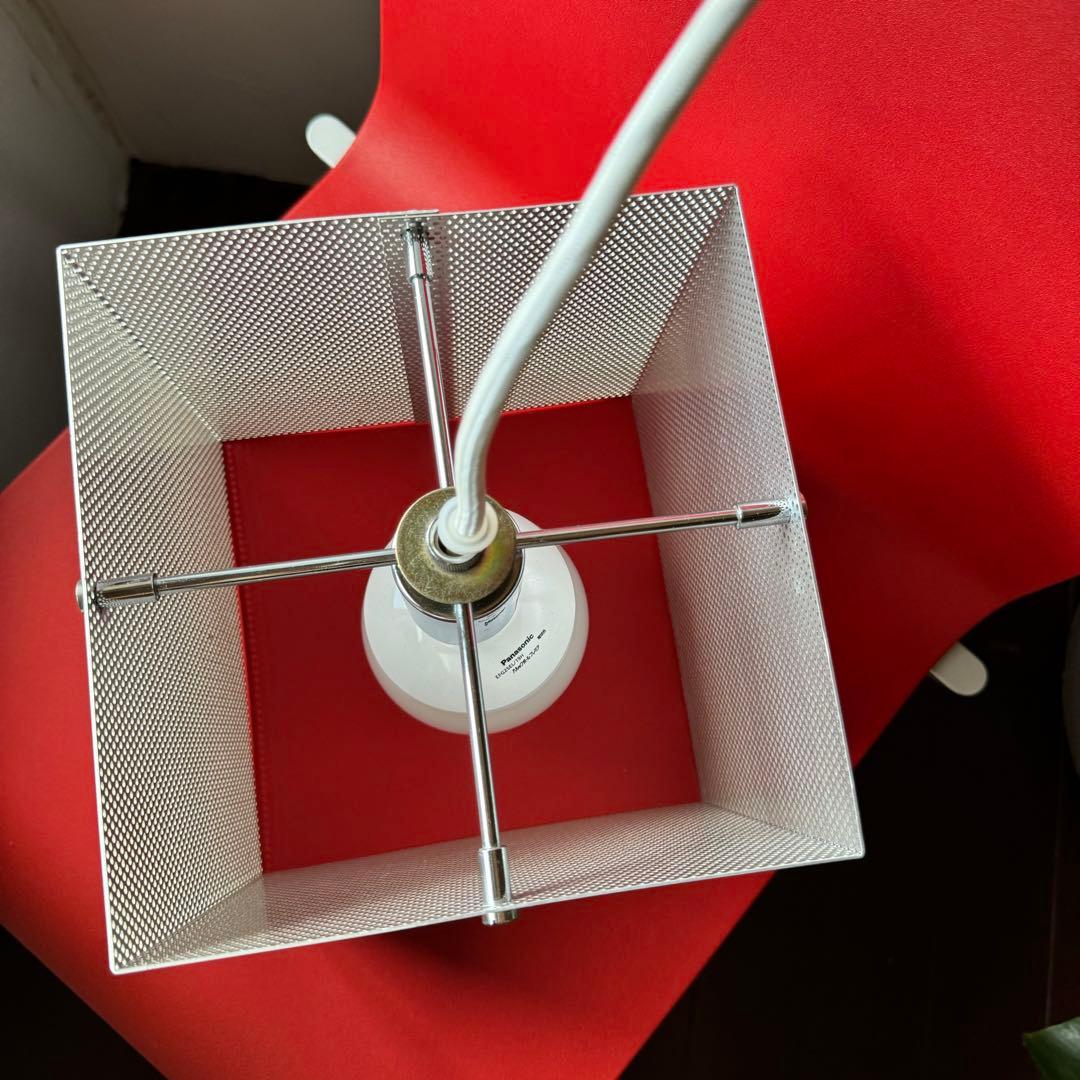 ポストモダン パンチング メタル キューブランプ